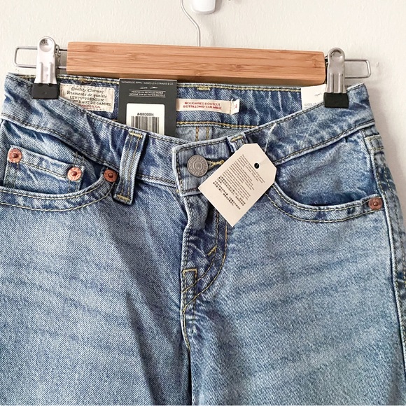 Levi's, Noughties medium wash bootcut low-rise jeans sz US 24 - Picture 3 of 15